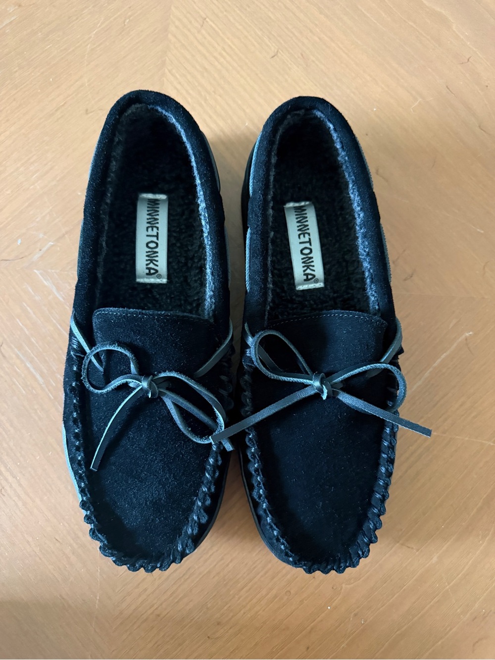 Men’s Minnetonka Black Suede Moccasin Slippers - Picture 2 of 5